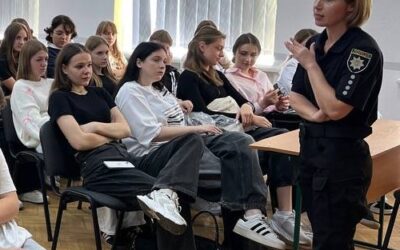 Зустріч-бесіда студентів нового набору зі старшою інспекторкою сектору ювенальної превенції Львівського районного управління поліції №2 ГУ НП у Львівській області, капітаном поліції Мар’яною Ніклевич-Сех.