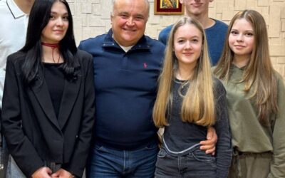 Вітання з ювілеєм: студентська спільнота коледжу «Монада» щиро вітає генерального директора “Монади” Ігоря Гайдучка!