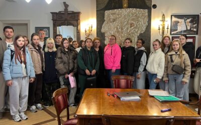 Від теорії до практики: першокурсники відділення “Стоматологія” відвідали Центр стоматологічної імплантації «ММ» у Львові