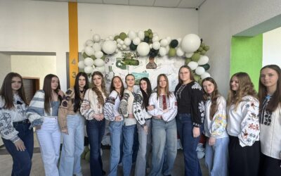 Флешмоб до дня народження Тараса Григоровича Шевченка у Львівському медичному фаховому коледжі «Монада»